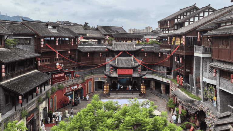 Tour Trùng Khánh Vũ Long 5N5Đ, du lịch Trùng Khánh không shopping, kinh nghiệm đi Vũ Long, Thiên Sinh Tam Kiều, Hồng Nhai Động, tour Trùng Khánh tự do.