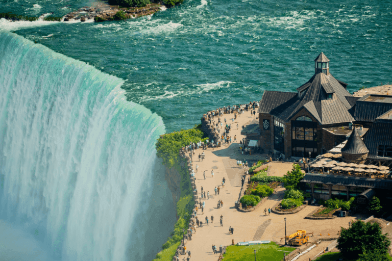 kinh-nghiem-du-lich-thac-niagara-1
